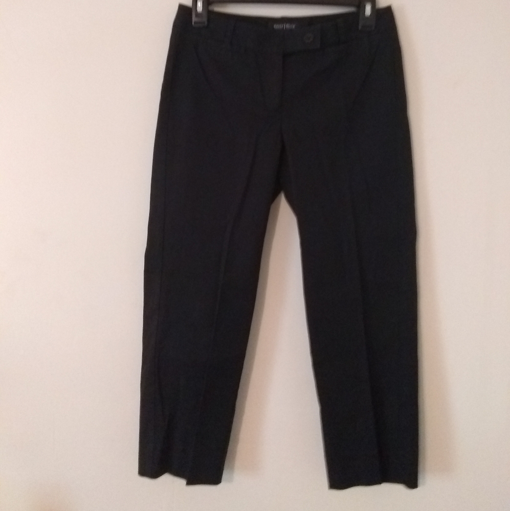 White House Black Market Black Slim Mid Rise Crop Pants Size 0